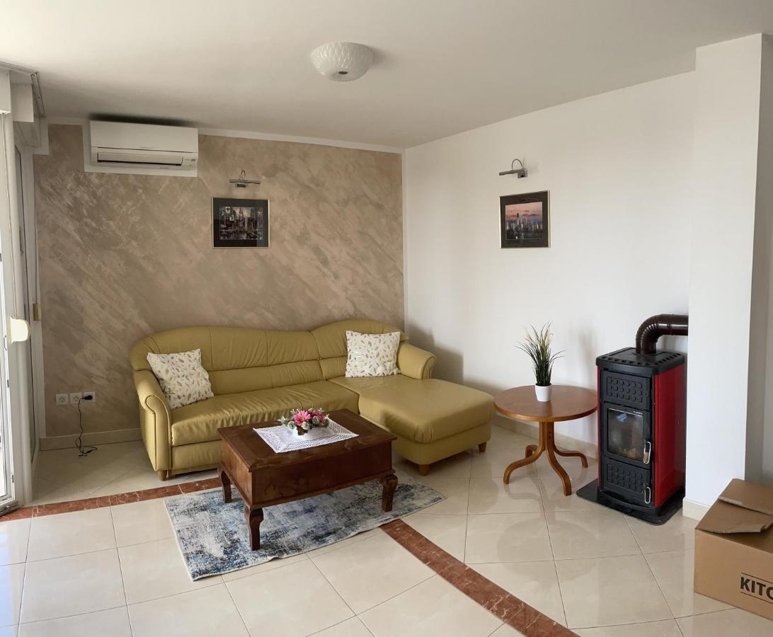 Appartement Sunny Maj Poreč Exteriör bild